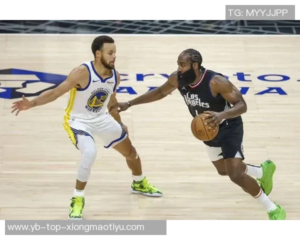 今夕是何年哈登与库里双星对决场均数据引发关注 今夕是何年哈登与库里双星对决场均数据引发关注