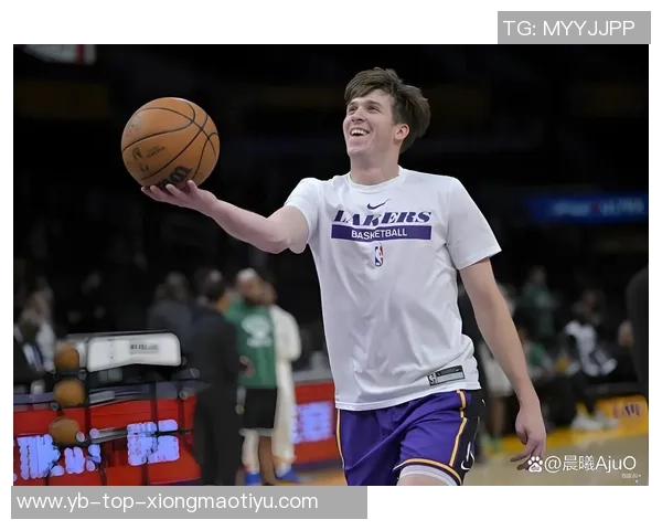 太阳记者反击湖人球迷质疑东契奇上场对里夫斯51分的影响